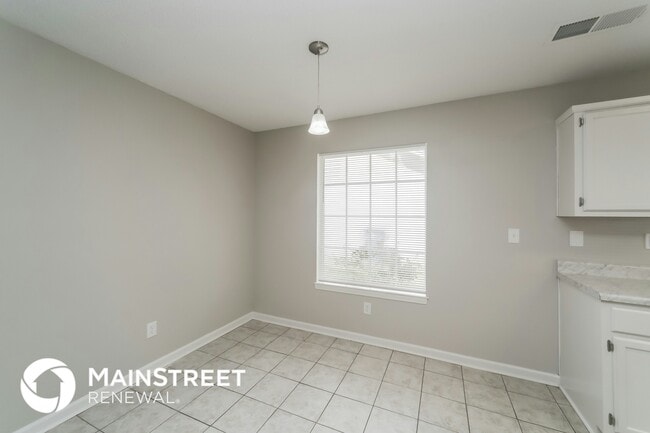 Building Photo - 2791 Heatherglen Cove W