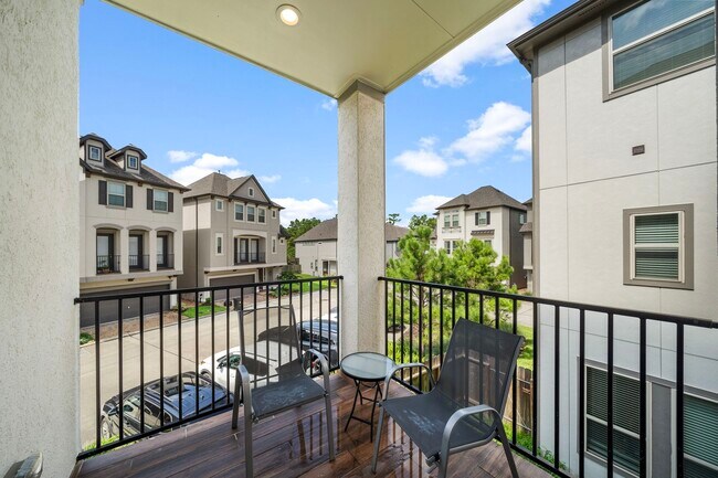 Building Photo - 4003 Centre Valley Ln