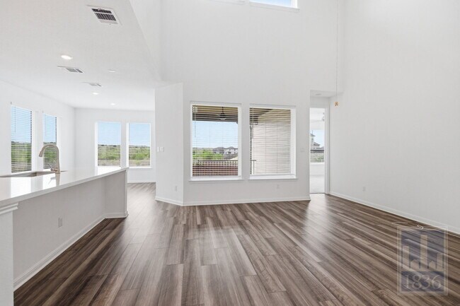 Building Photo - 12713 Brave Tenderfoot Trl