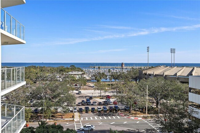 Building Photo - 175 1st St S