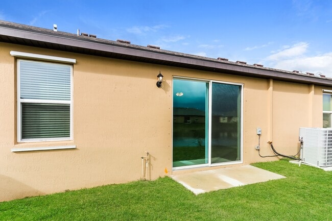 Building Photo - 1716 Celebration Dr