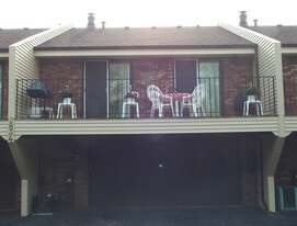 Building Photo - 2834 Sandy Hollow Rd