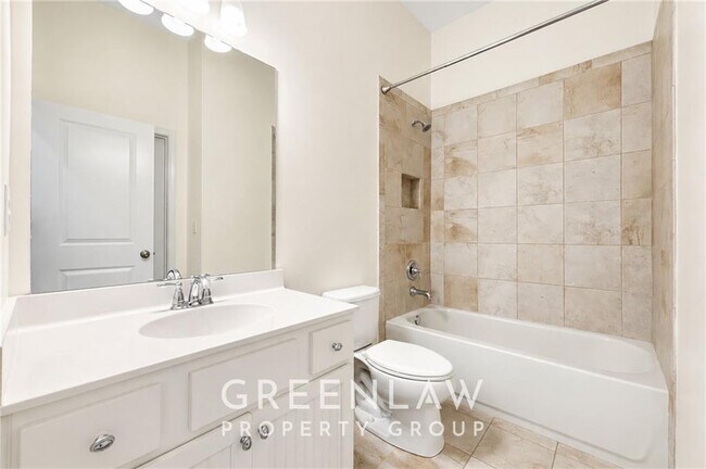 Building Photo - 7403 Lowery Oak Dr
