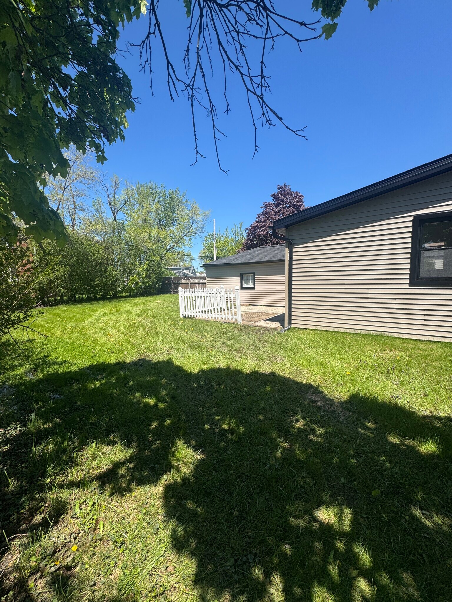 Side of the house - 508 Sweet Home Rd