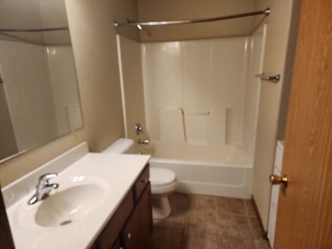 Building Photo - Three bedroom two bathroom Town home