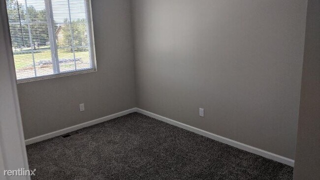 Building Photo - 5 br, 3 bath House - 8808 W. Meadowpark