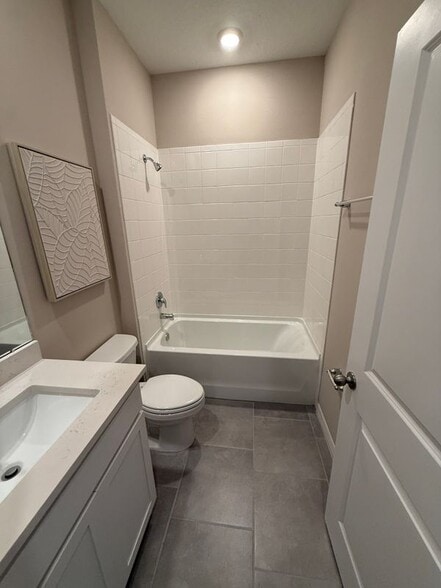 Building Photo - 11105 Cotton Vale Pl