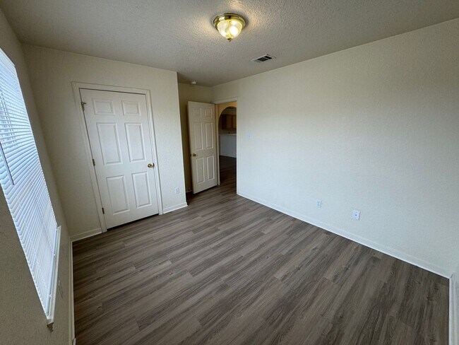Building Photo - Apartment for Rent in Killeen, TX