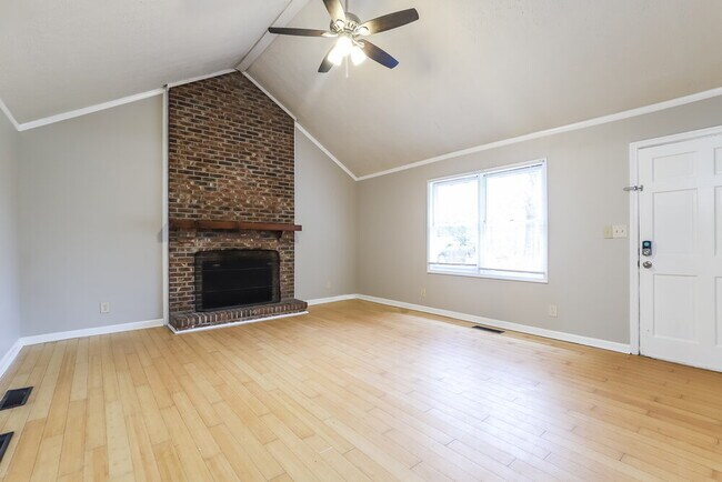 Building Photo - 6540 Akins Way