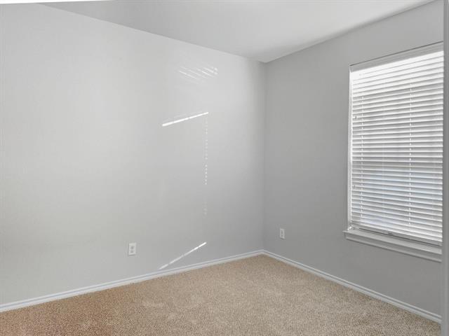 Building Photo - 2820 Stonewall Ln