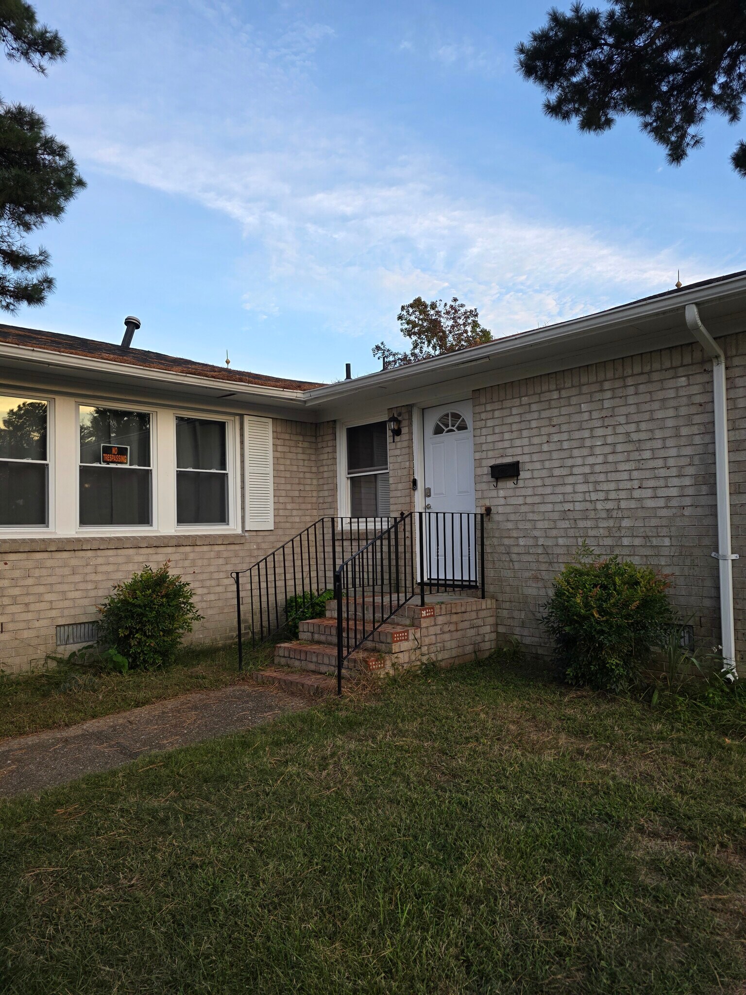Building Photo - 1317 Roosevelt Blvd