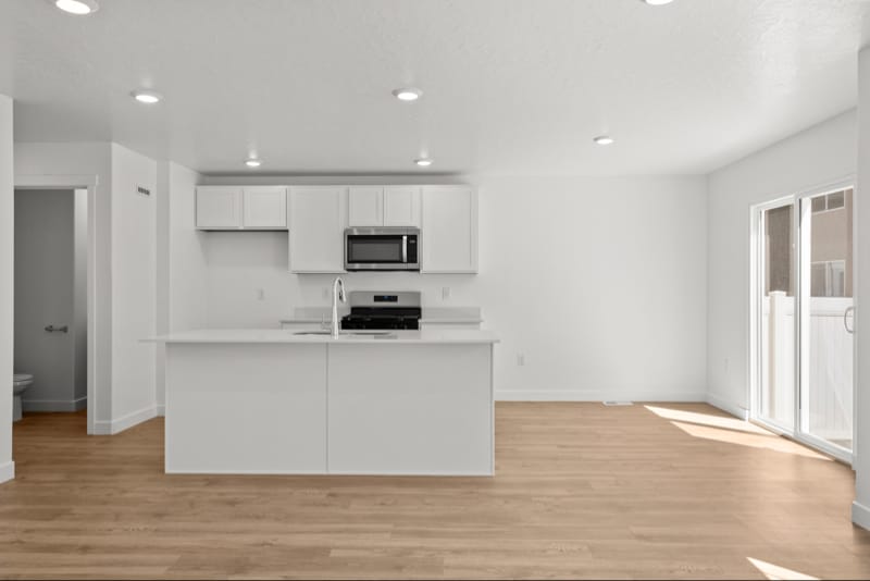 Building Photo - 1522 720 N
