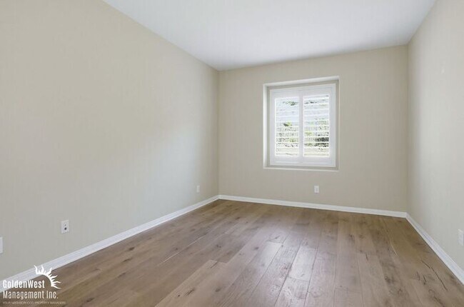 Building Photo - Beautifully Appointed 5Bdm 4Ba Home Located in San Marcos!