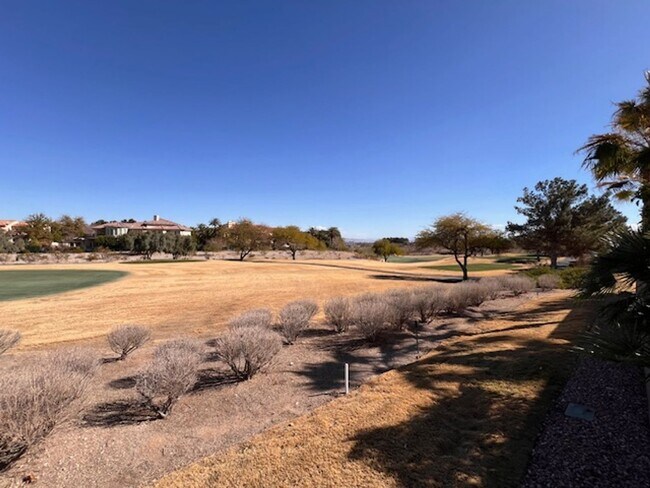 Building Photo - Condo on TPC Summerlin golf course! $2250/...