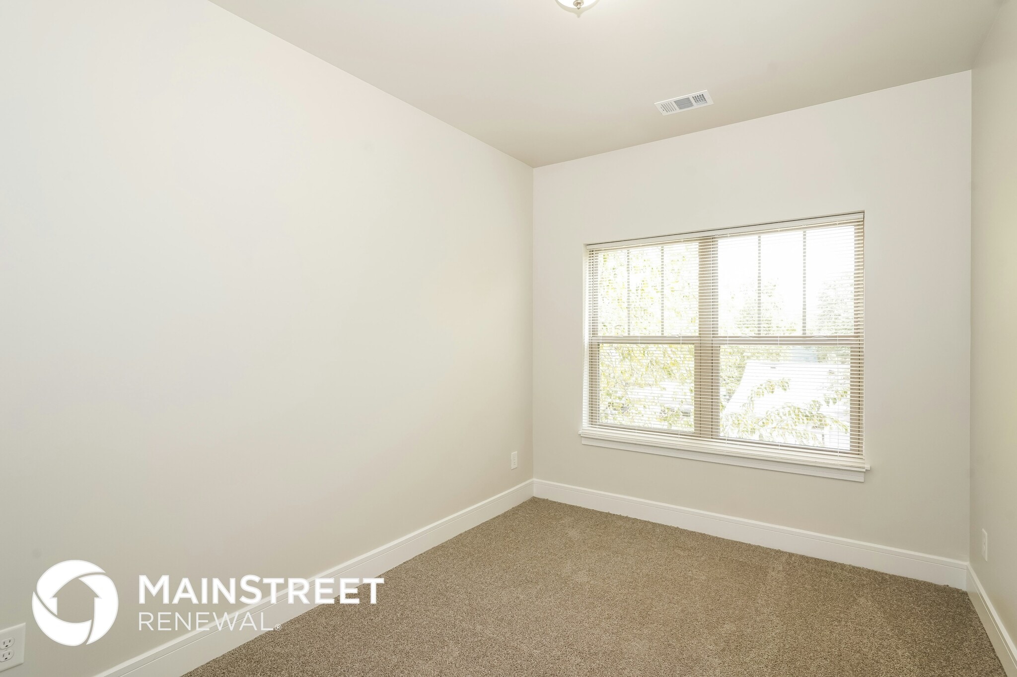 Building Photo - 136 Hartsville Ct