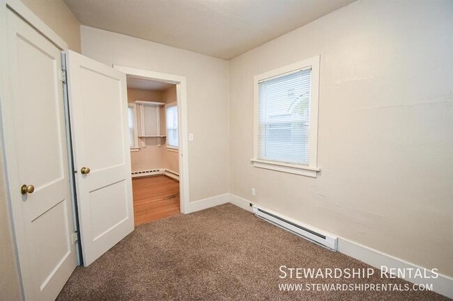 Building Photo - 2024 Emerald St