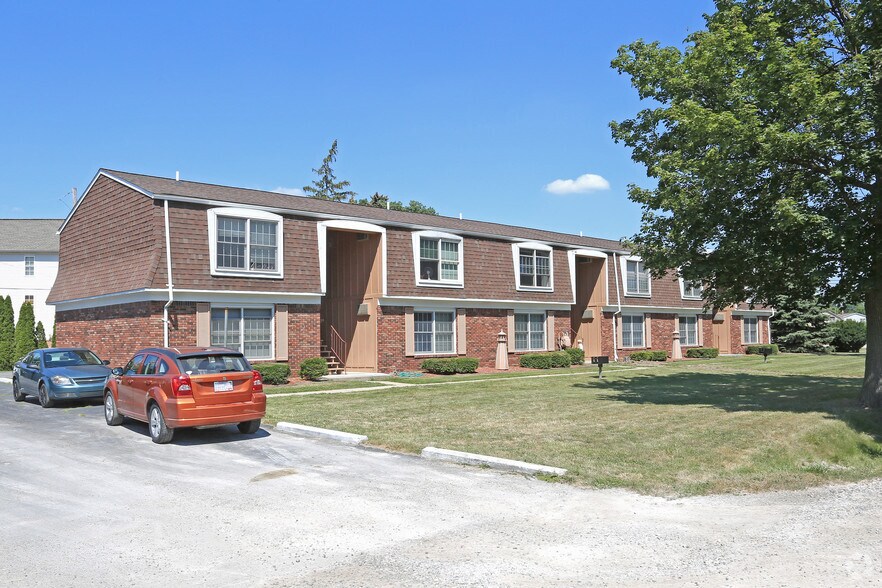 Primary Photo - 39499 Muffatt St