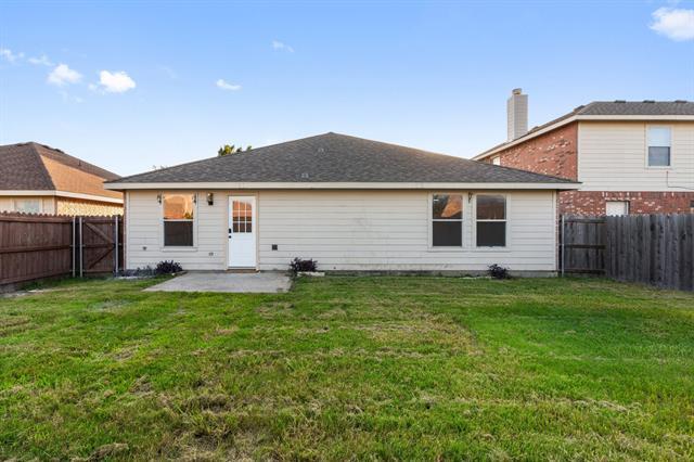 Building Photo - 1030 Churchill Dr