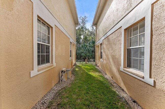 Building Photo - 1938 Fiesta Ridge Ct
