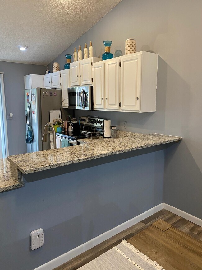 Building Photo - 12989 Odessa Trail