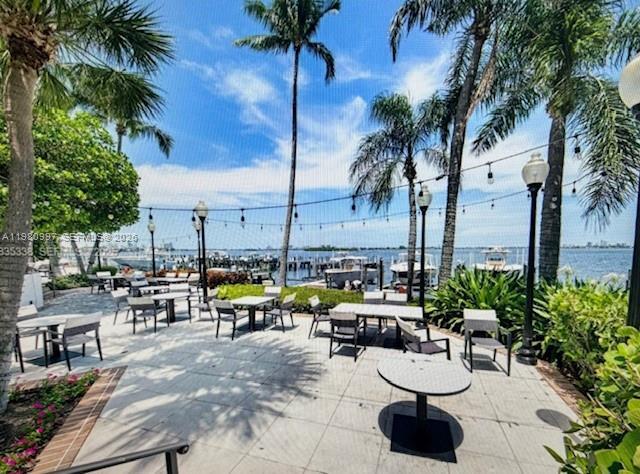 Building Photo - 4000 Towerside Terrace