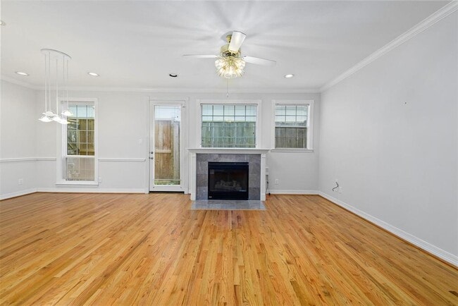 Building Photo - 6714 Montclair Dr