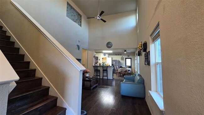 Building Photo - 3204 Ortman Dr