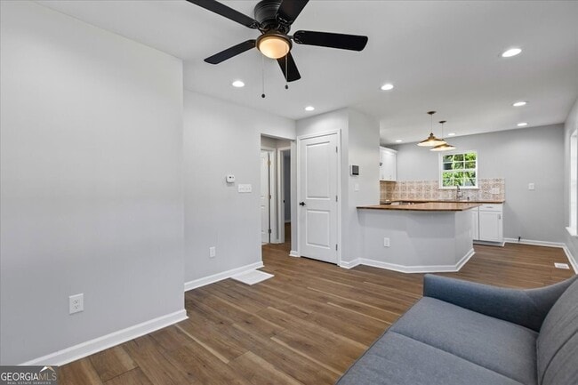 Building Photo - 187 Joe Louis Dr NW