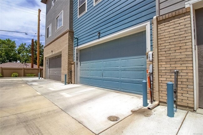 Building Photo - 4190 E Warren Ave