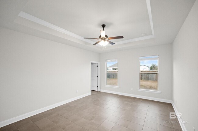 Building Photo - 421 Silage Dr