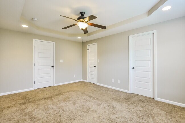 Building Photo - 109 W Webber Ln