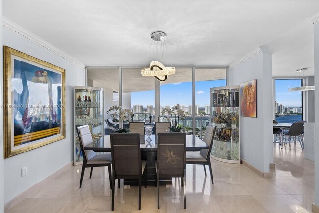 Building Photo - 17555 Collins Ave