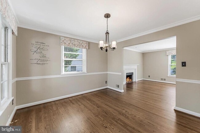 Building Photo - 3867 Chesterbrook Rd