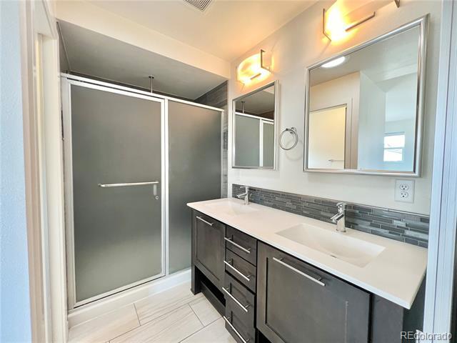 Building Photo - 9659 Dunning Cir