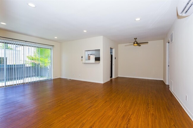 Living Room - 1361 N Laurel Ave