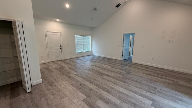 Building Photo - 14533 SW 45th Cir