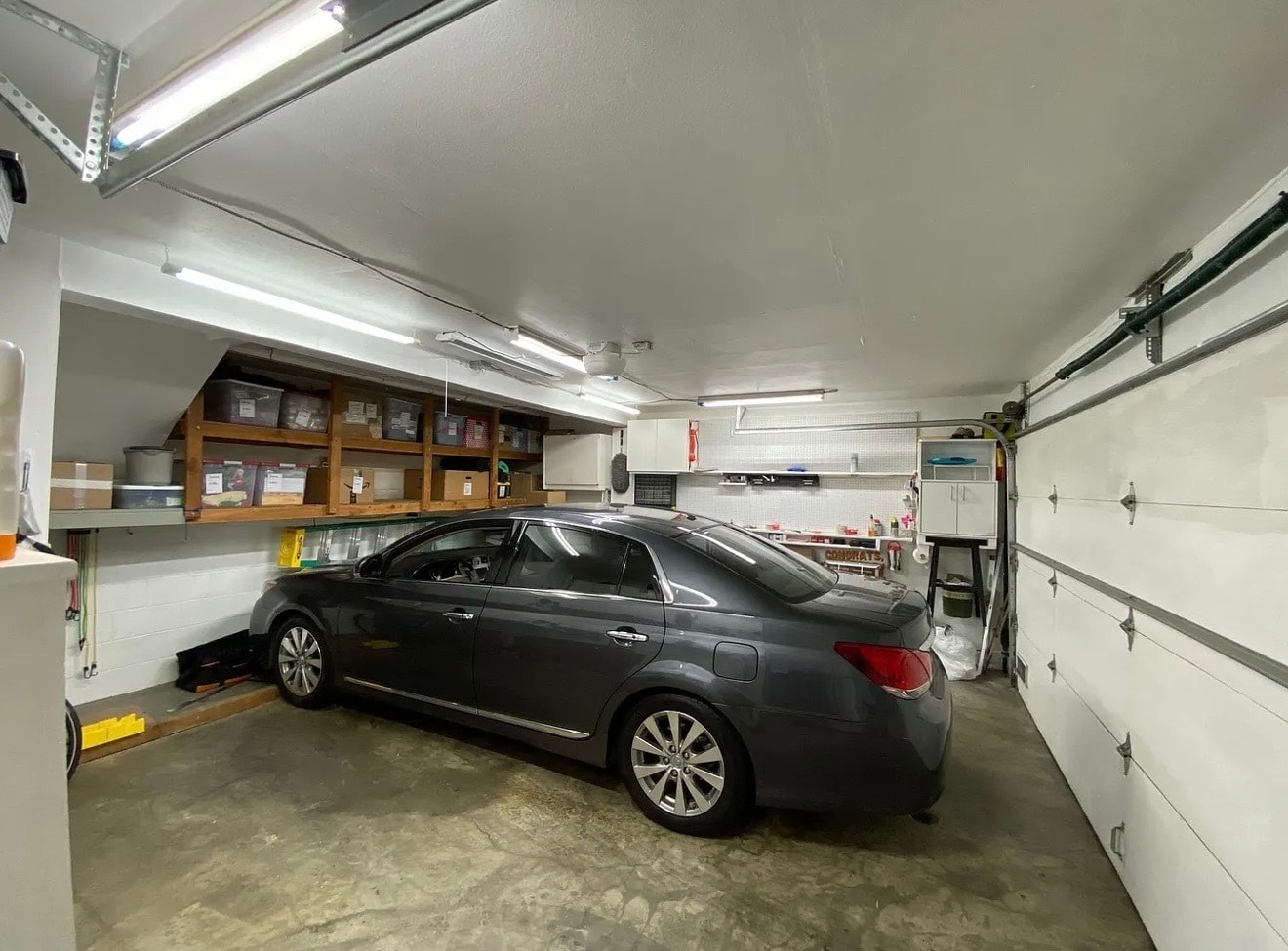 Attached Garage - 500 Garfield Ave