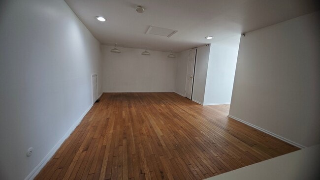 Building Photo - 1187 Heyward Rd