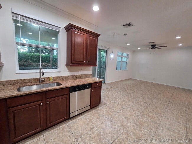 Building Photo - 4507 Mediterranean Cir