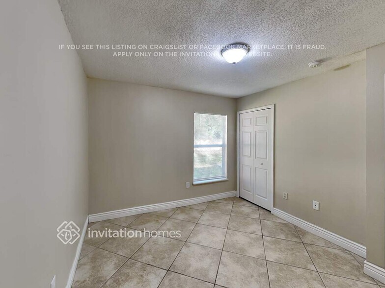 Building Photo - 5274 Laval Dr