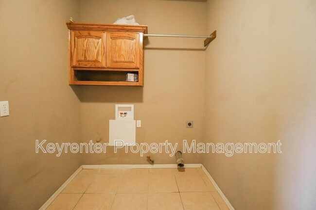 Building Photo - 4712 S 177th E Pl
