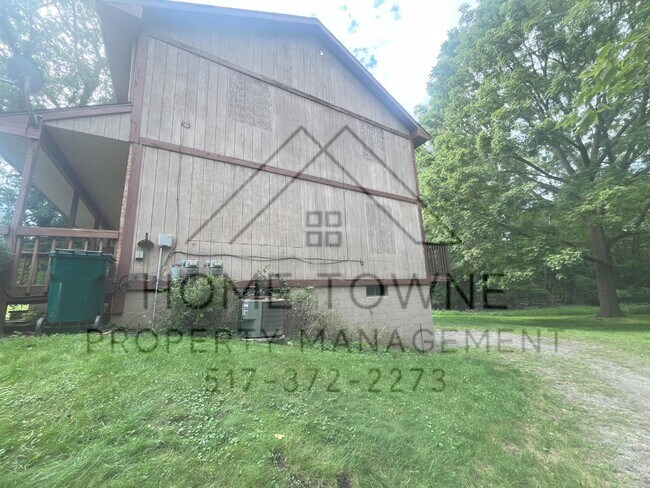 Building Photo - 1831 Hoyt Ave