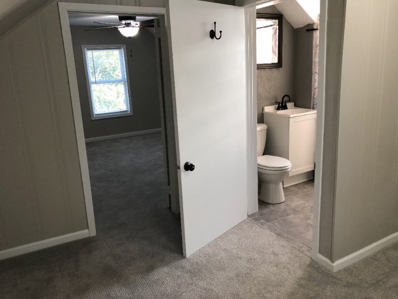 Building Photo - 310 E Saratoga St