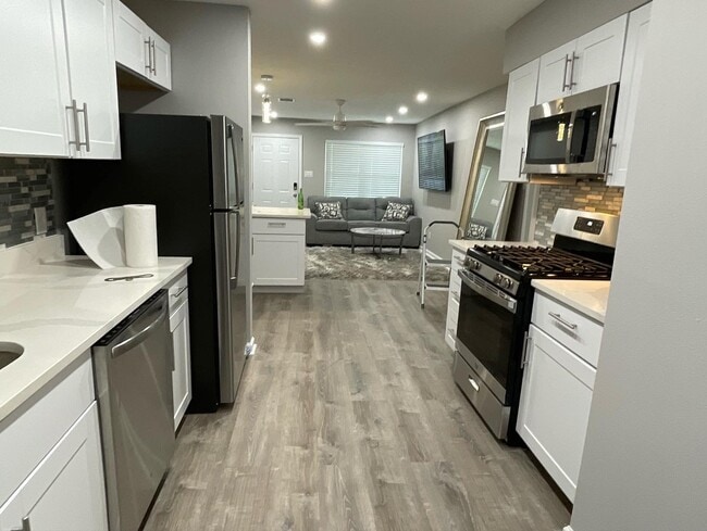 Building Photo - 4511 Alvin St