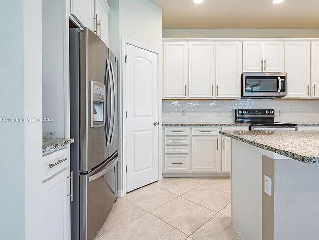 Building Photo - 8196 Hanoverian Dr