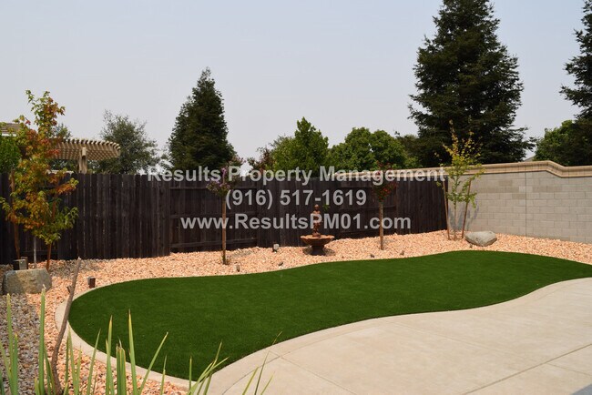 Building Photo - Gated West Roseville Spacious 4 Bed 3 Bath