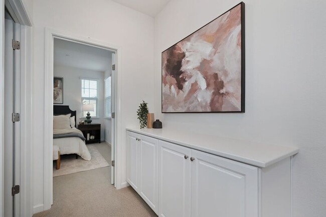 Building Photo - 1588 Parkside Way