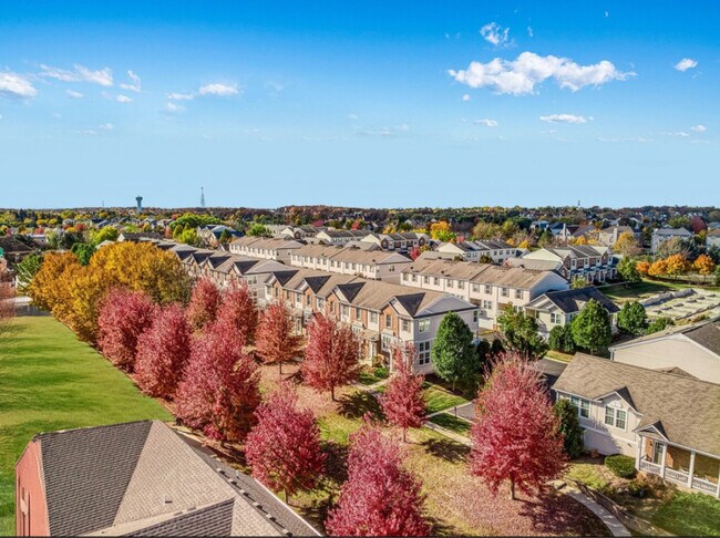 Building Photo - 202 Neubauer Circle