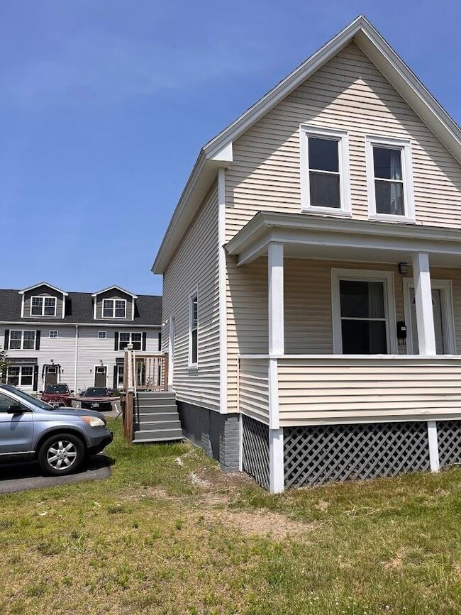 Building Photo - 408 Porter St