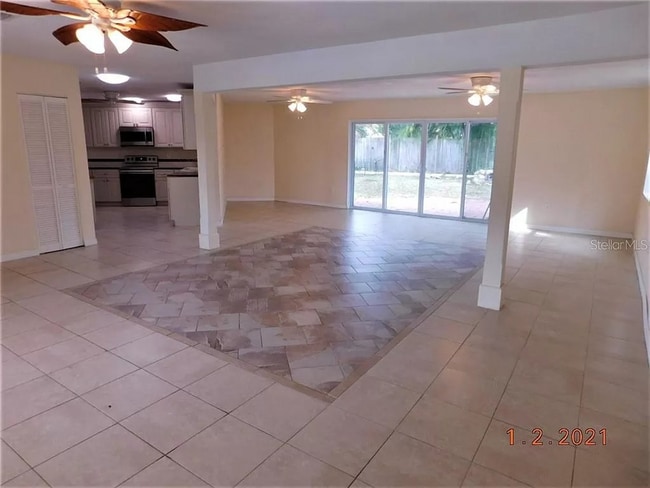 Building Photo - Charming 3-Bedroom Home with Modern Upgrades and Bay Views